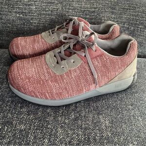 Drew shoes Terrain size 8WW